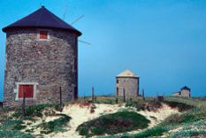 290px-Windmills_Portugal